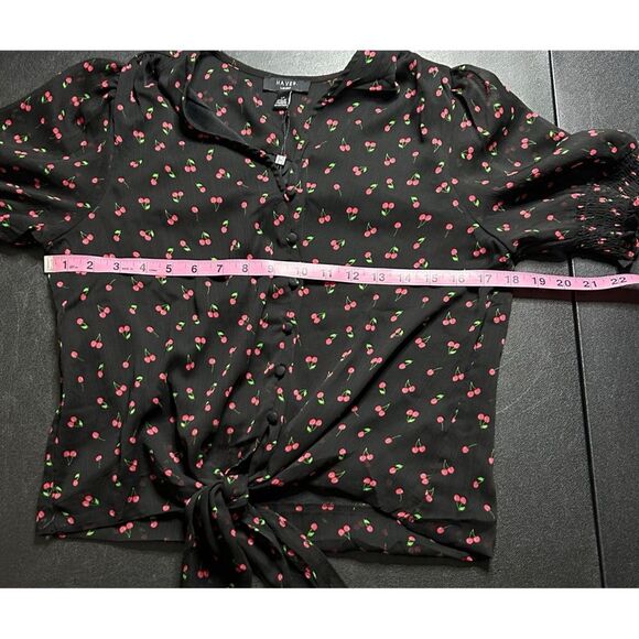 Have London Cherry Print Tie Front Blouse Size S - Picture 3 of 11